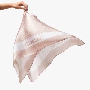 Glossier - LIMITED EDITION G Pal Scarf